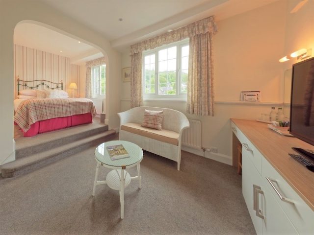 The Wateredge Inn bedroom