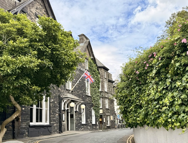 macdonald old england hotel