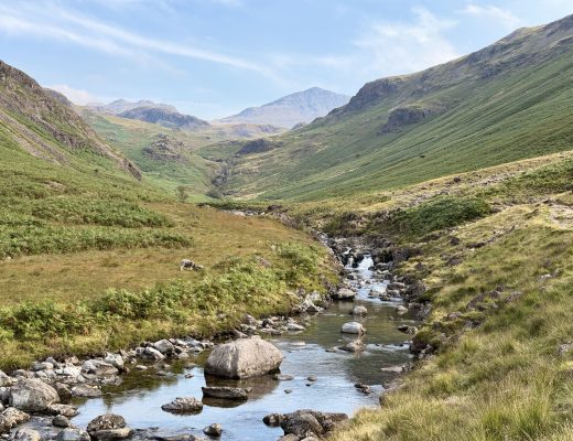 eskdale valley and bowfell
