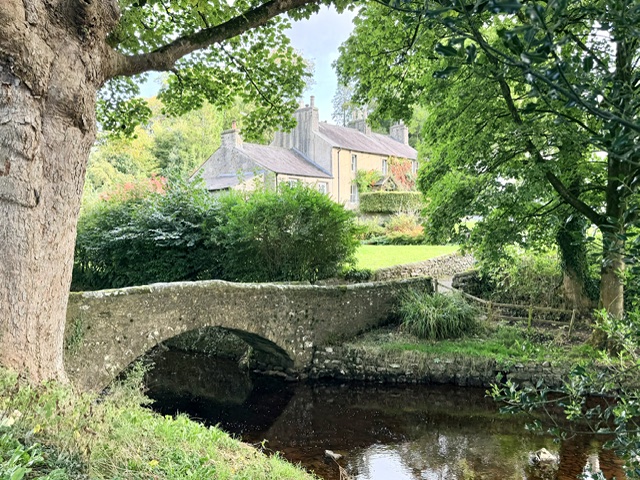 clapham north yorkshire village