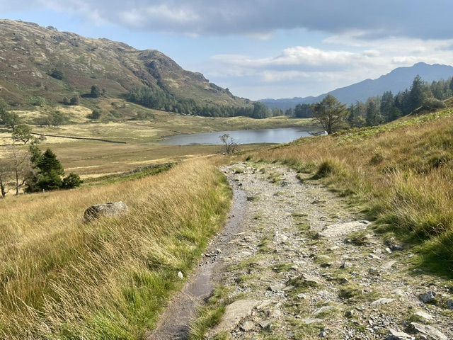 path down to blea tarn
