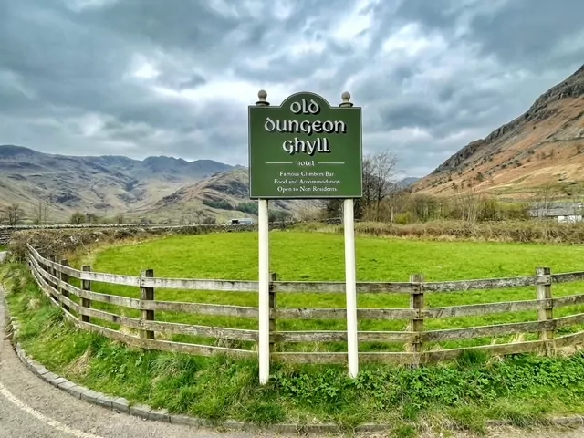old dungeon ghyll sign
