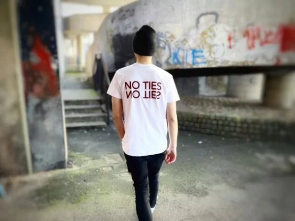 streetwear t shirt blurred lines by no ties